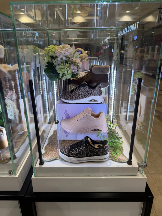 Skechers - June